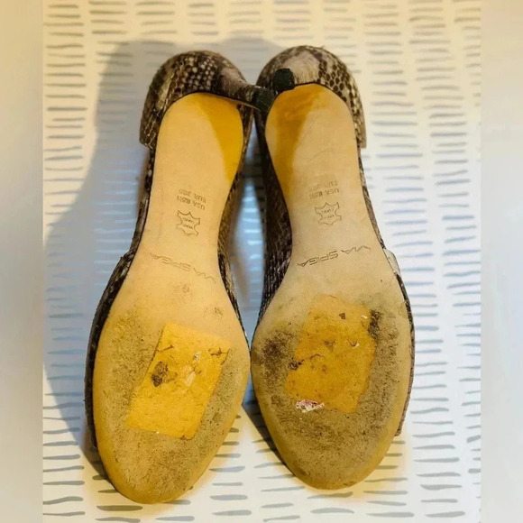 Women’s Via Spiga Snakeskin print heels - Picture 6 of 6